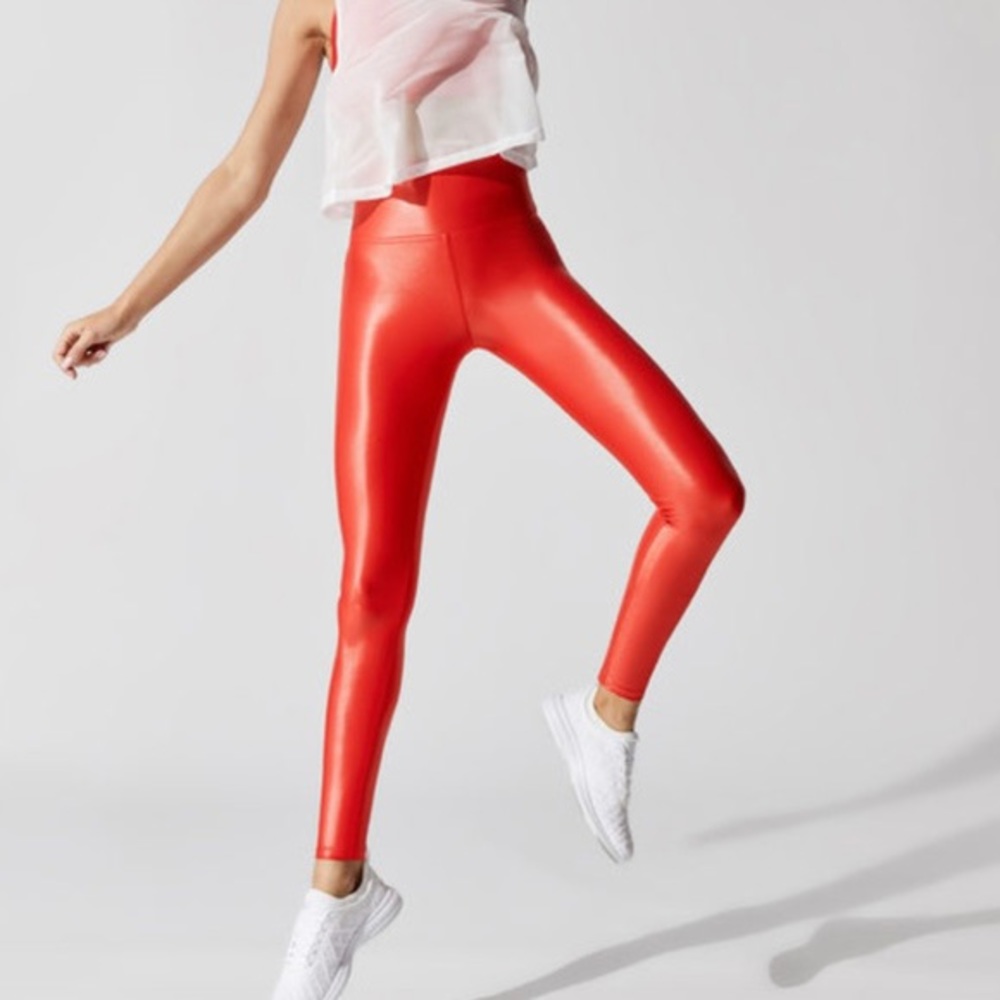 Carbon38 orange takara leggings